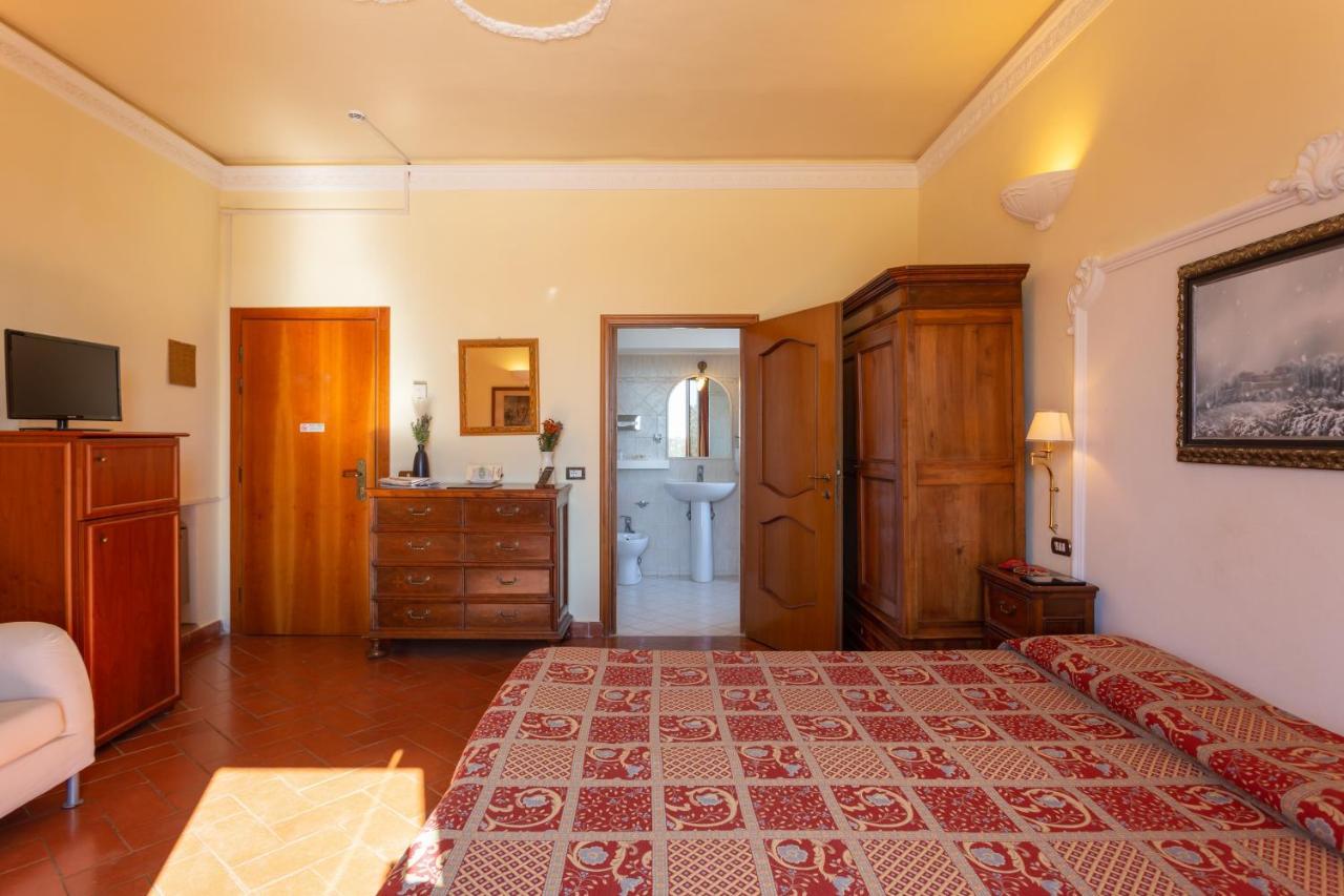 Villa Casafrassi -Only Adults Castellina in Chianti Exterior photo
